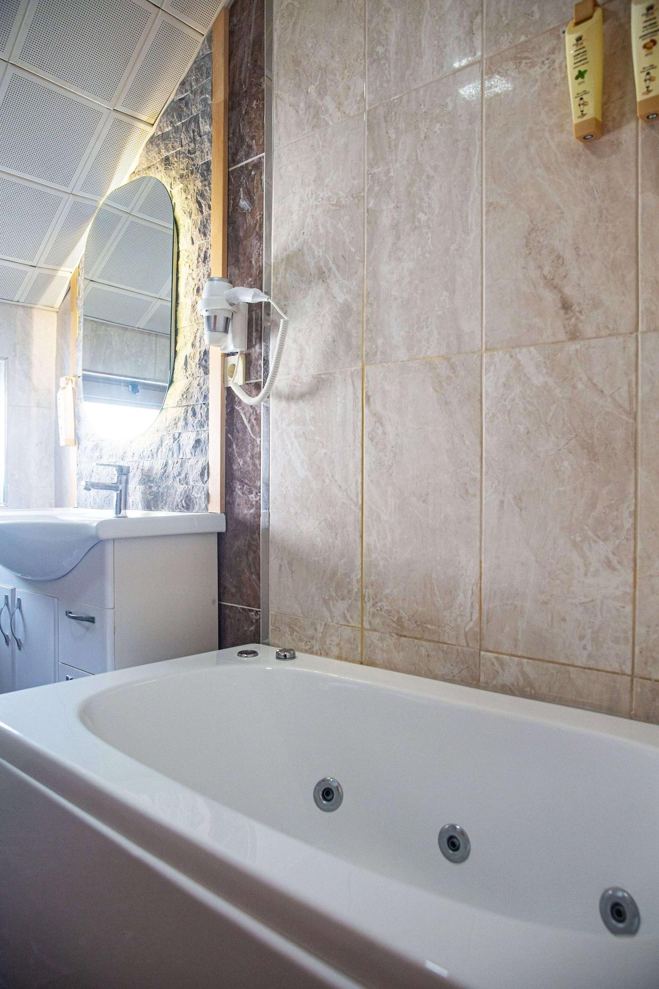 Otel Emirtimes Kadıköy 2*