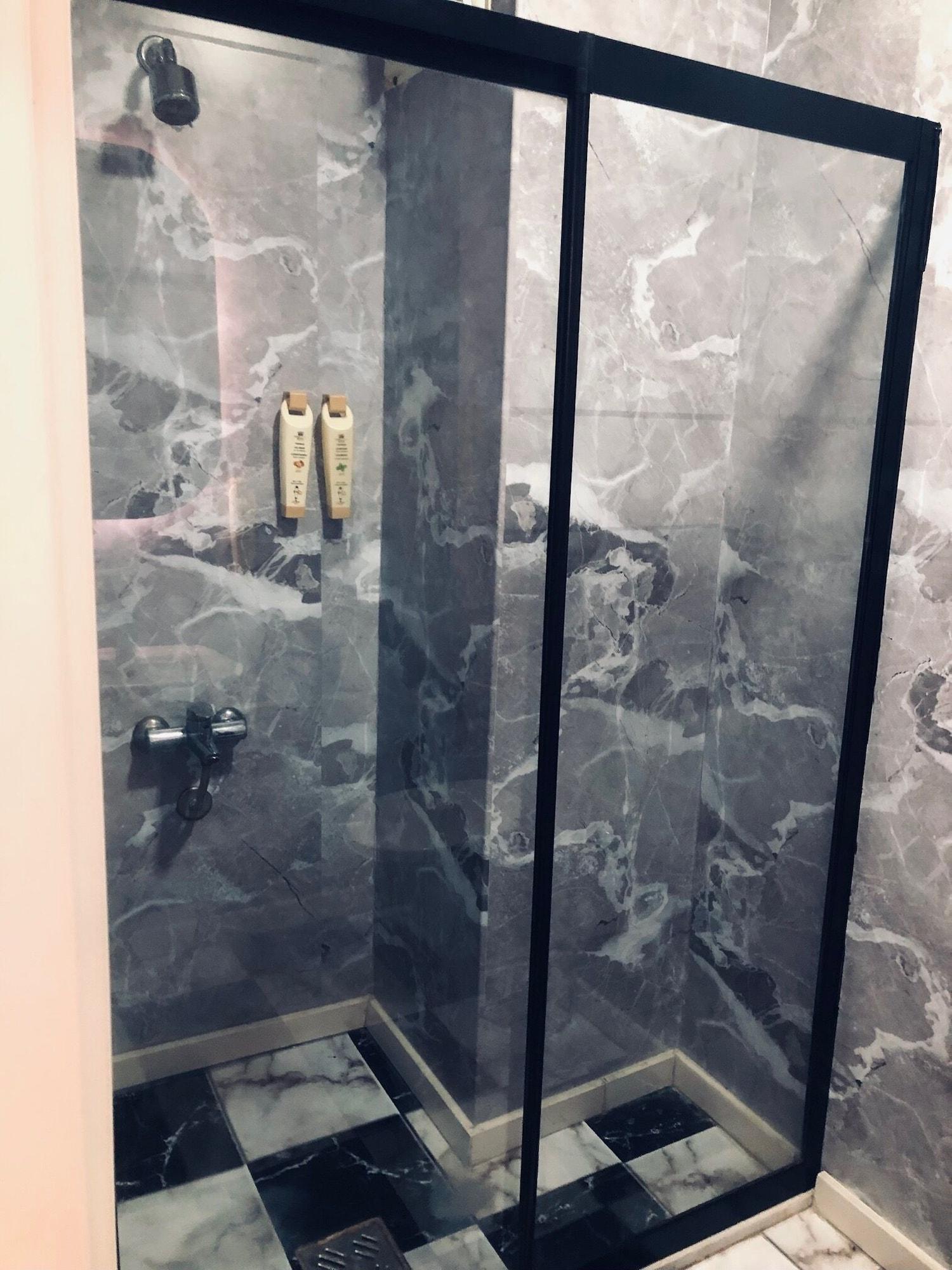 Emirtimes Kadıköy Otel 2*