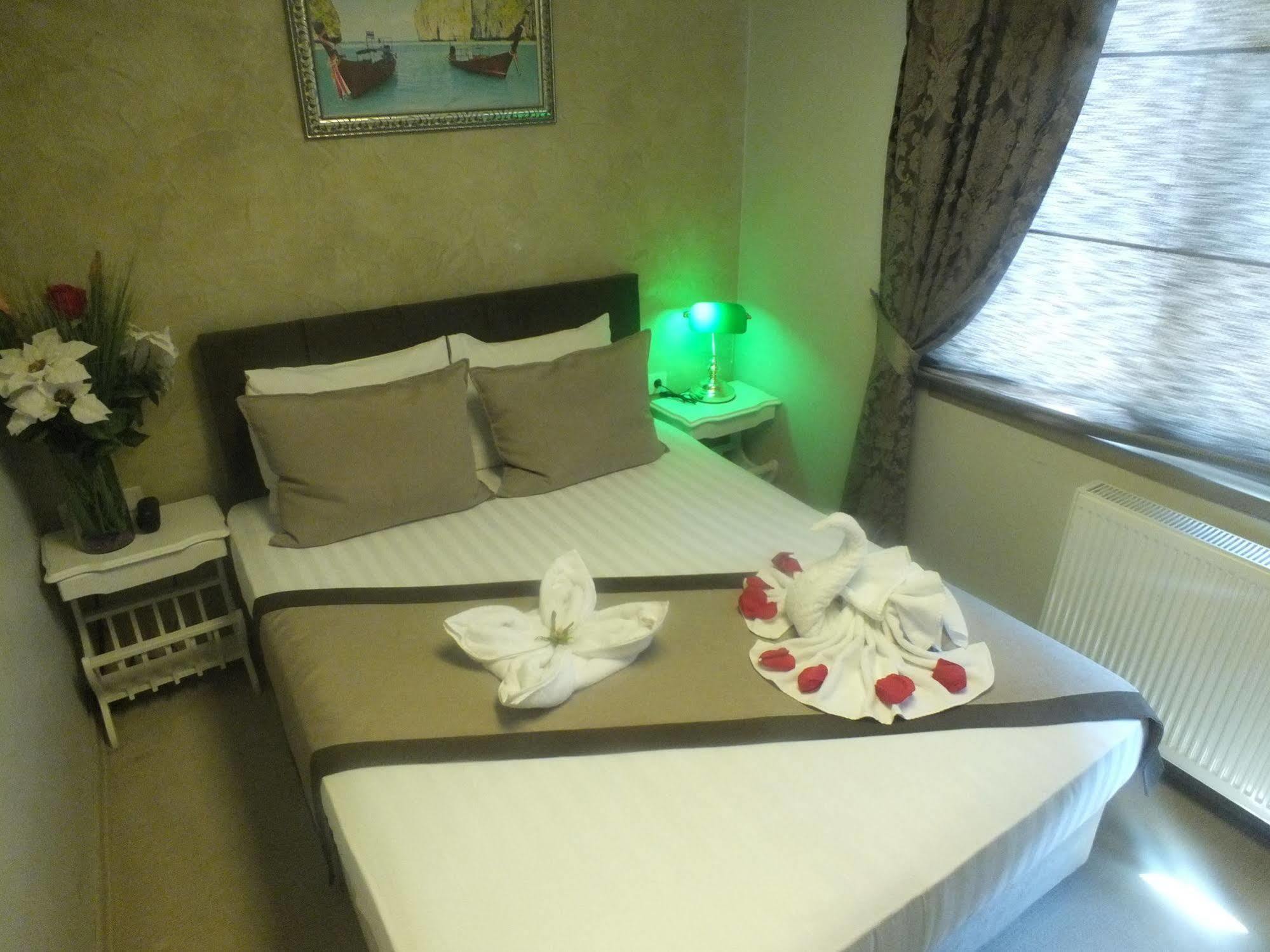 Otel Emirtimes Kadıköy 2*